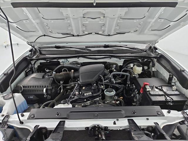 Photo of 2023 White Toyota Tacoma