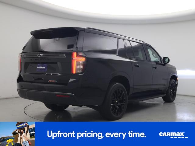 Photo of 2022 Black Chevrolet Suburban