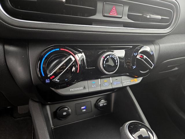 Photo of 2022 Black Hyundai KONA