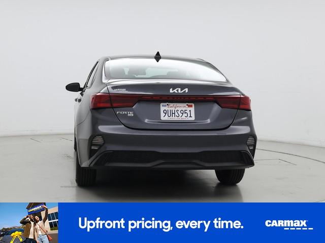 Photo of 2024 Gray Kia Forte