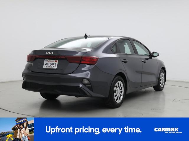 Photo of 2024 Gray Kia Forte