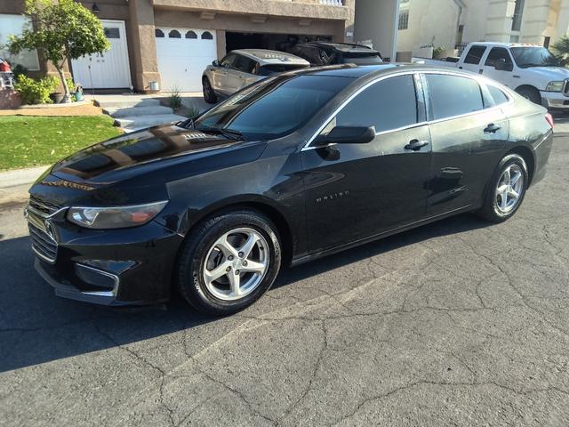 Photo of 2016 Black Chevrolet Malibu