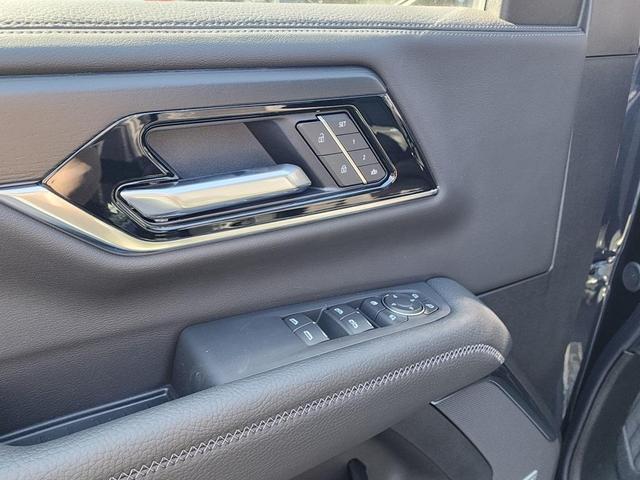 Photo of 2025 Titanium Rush Metallic GMC Yukon XL