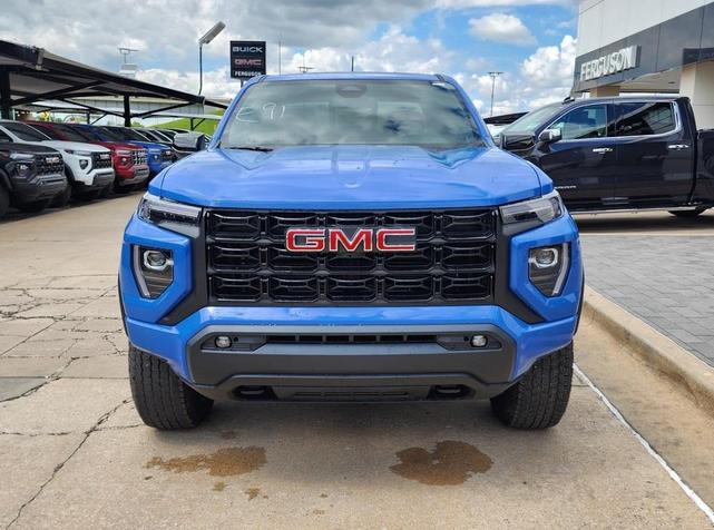 Photo of 2025 Metallic GMC Canyon
