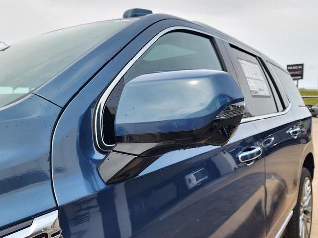 Photo of 2025 Metallic GMC Yukon