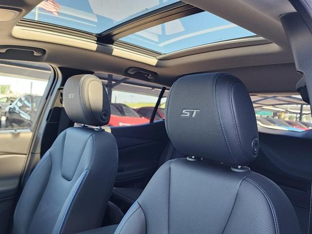 Photo of 2026 Ocean Blue Metallic Buick Encore GX