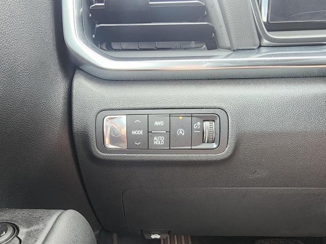 Photo of 2025 Summit White GMC Terrain