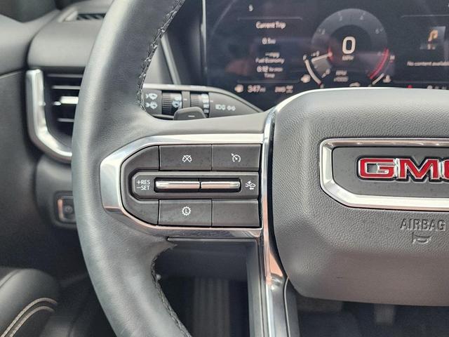 Photo of 2025 Summit White GMC Terrain