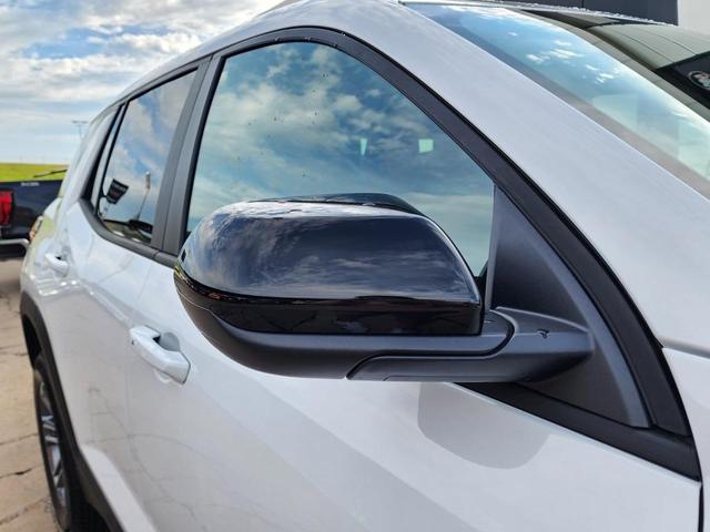 Photo of 2025 Summit White GMC Terrain