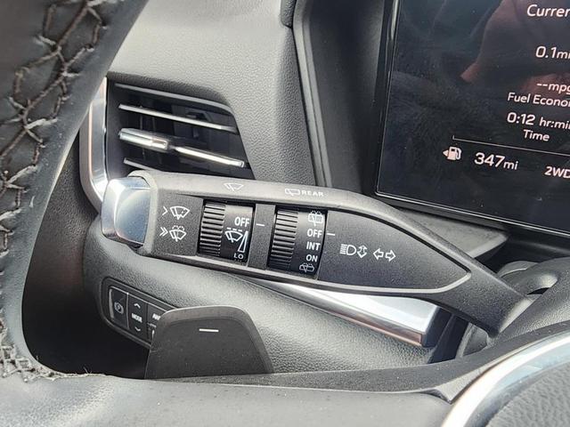 Photo of 2025 Summit White GMC Terrain