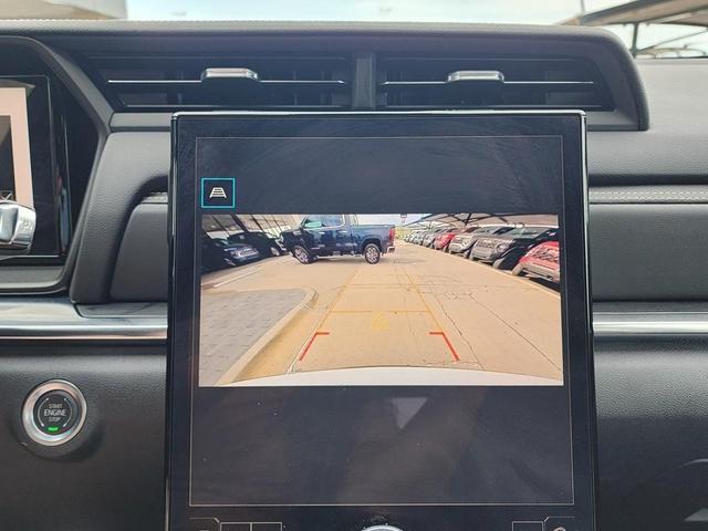 Photo of 2025 Summit White GMC Terrain