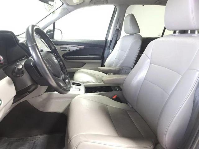 Photo of 2021 Modern Steel Metallic Honda Pilot
