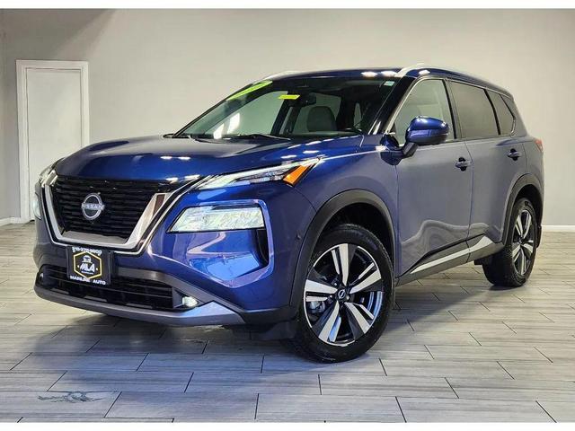 Photo of 2022 Caspian Blue Metallic Nissan Rogue
