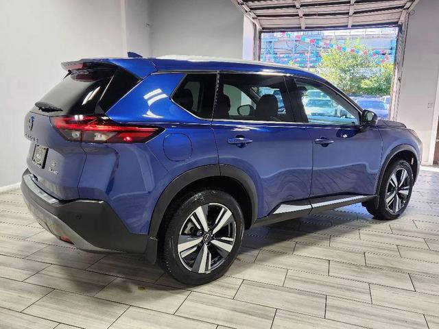 Photo of 2022 Caspian Blue Metallic Nissan Rogue