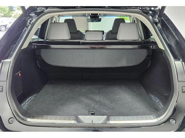 Photo of 2021 Black Toyota Venza