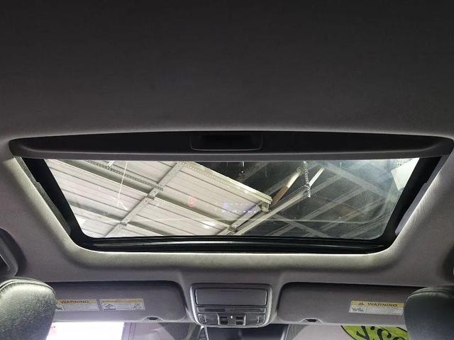 Photo of 2022 Crystal Black Pearl Honda CR-V Hybrid