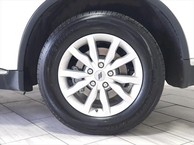 Photo of 2023 White Knuckle Clearcoat Dodge Durango