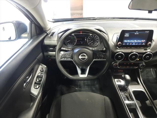 Photo of 2024 Super Black Nissan Sentra