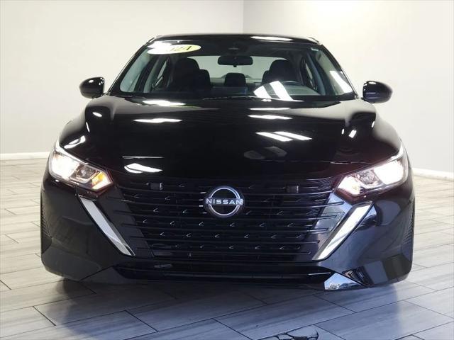 Photo of 2024 Super Black Nissan Sentra