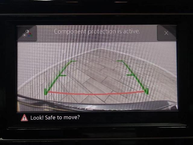Photo of 2022 Platinum Gray Metallic Volkswagen Taos
