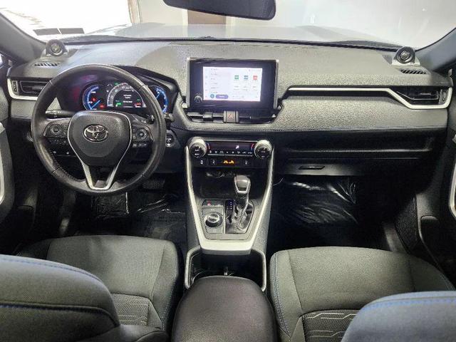 Photo of 2023 Silver Sky Metallic Toyota RAV4 Hybrid