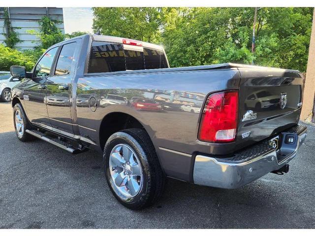 Photo of 2015 Granite Crystal Metallic Clearcoat RAM 1500