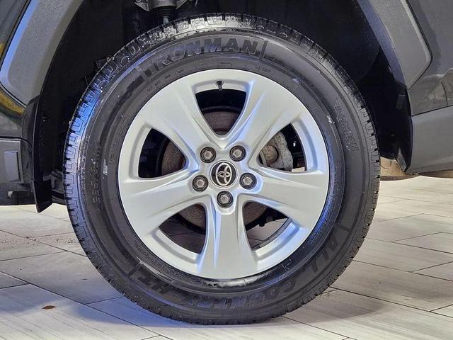 Photo of 2021 Midnight Black Metallic Toyota RAV4 Hybrid