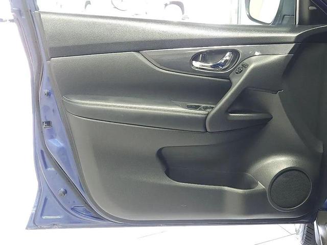 Photo of 2020 Caspian Blue Metallic Nissan Rogue