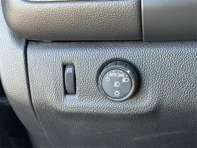 Photo of 2019 Smokey Quartz Metallic GMC Canyon