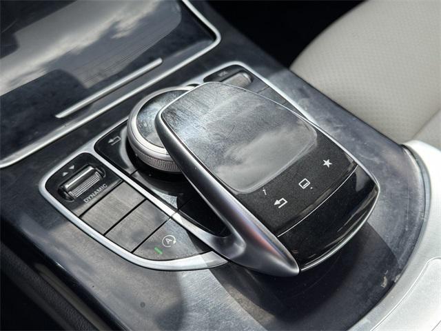 Photo of 2016 Silver Mercedes-Benz C-Class