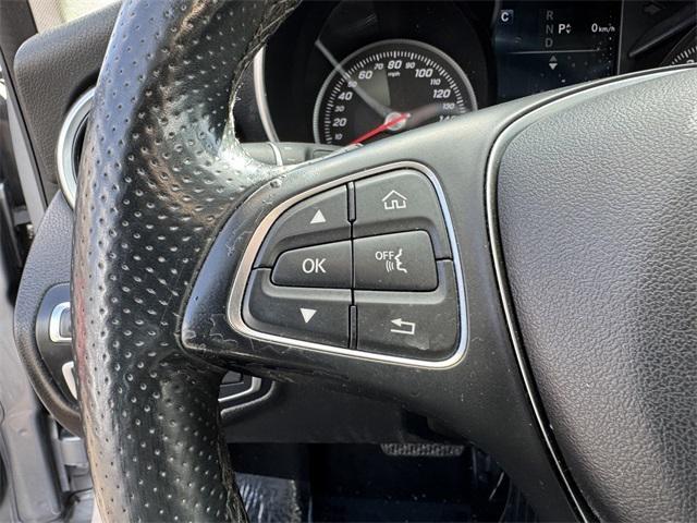 Photo of 2016 Silver Mercedes-Benz C-Class