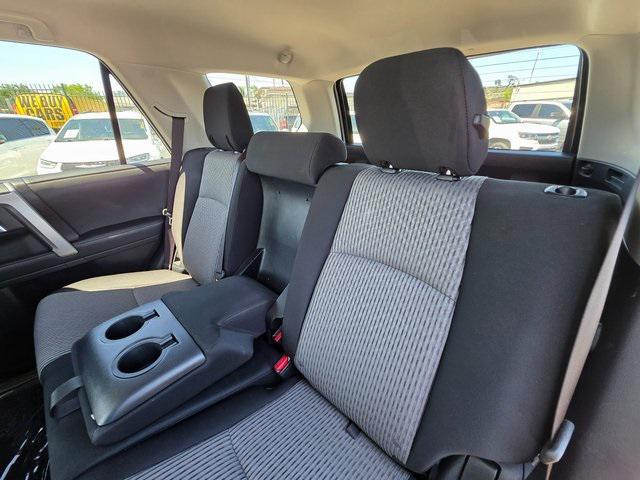 Photo of 2024 Classic Silver Metallic Toyota 4Runner