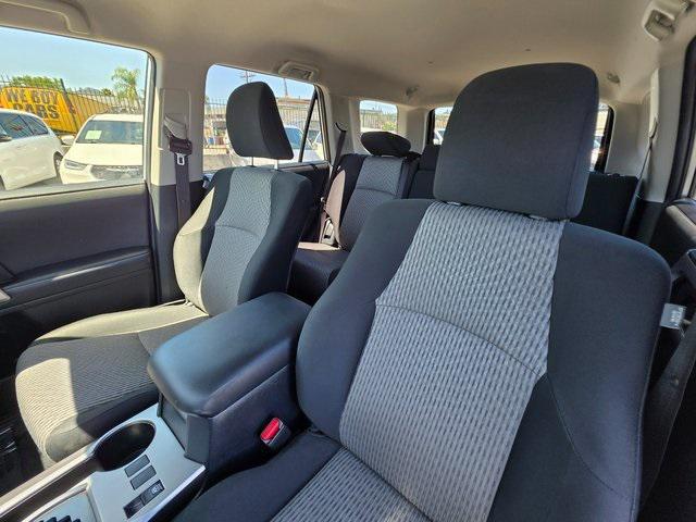 Photo of 2024 Classic Silver Metallic Toyota 4Runner
