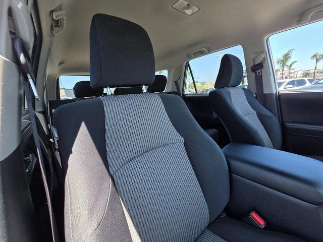 Photo of 2024 Classic Silver Metallic Toyota 4Runner