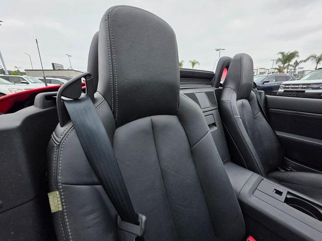 Photo of 2007 True Red Mazda MX-5 Miata
