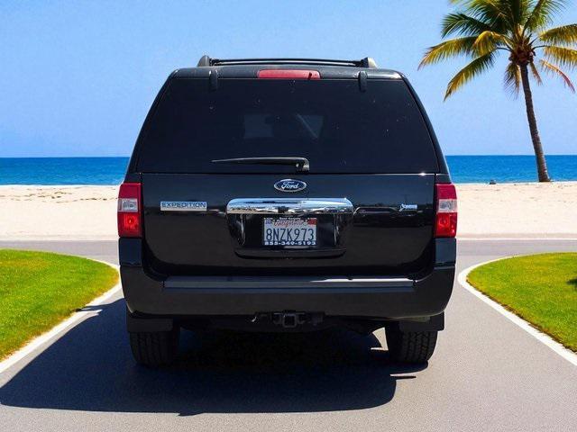 Photo of 2011 Tuxedo Black Metallic Ford Expedition EL
