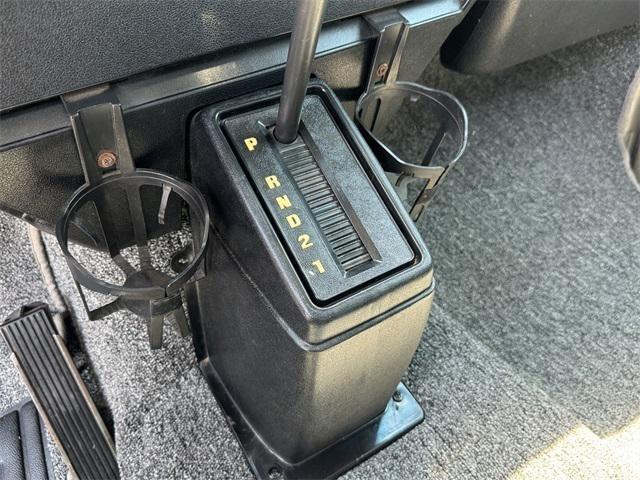 Photo of 1987 Silver Volkswagen Vanagon
