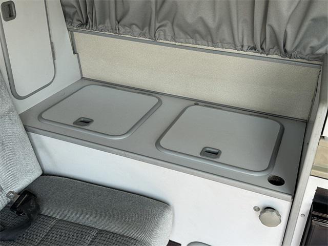 Photo of 1987 Silver Volkswagen Vanagon