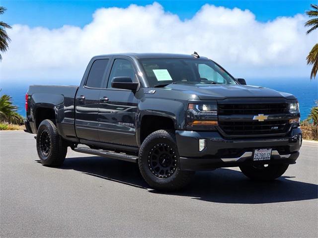 Photo of 2018 Graphite Metallic Chevrolet Silverado 1500