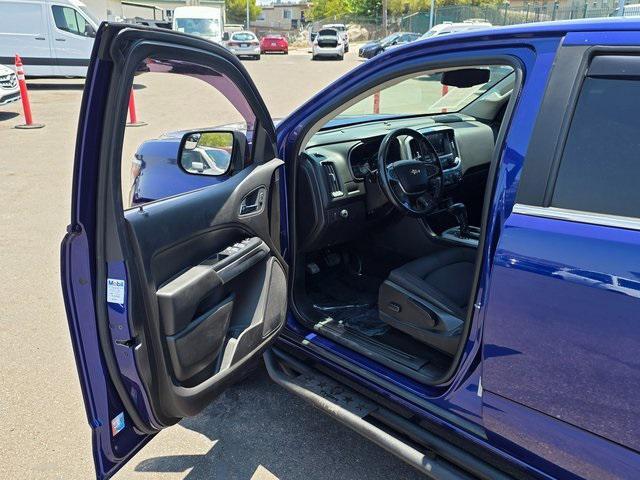 Photo of 2017 Laser Blue Metallic Chevrolet Colorado
