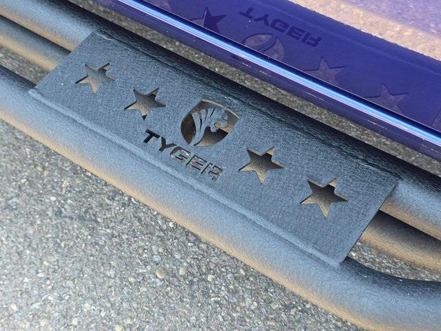 Photo of 2017 Laser Blue Metallic Chevrolet Colorado
