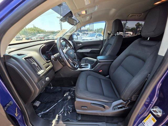Photo of 2017 Laser Blue Metallic Chevrolet Colorado