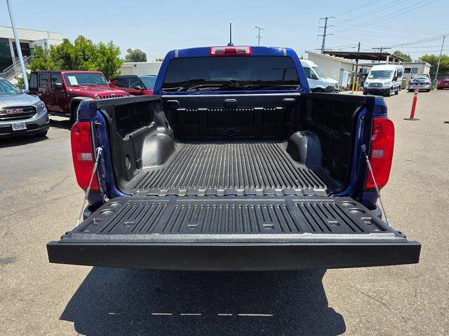 Photo of 2017 Laser Blue Metallic Chevrolet Colorado