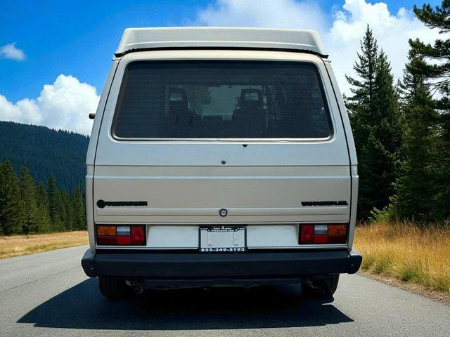 Photo of 1987 Silver Volkswagen Vanagon