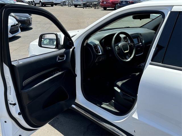 Photo of 2015 Bright White Clearcoat Dodge Durango