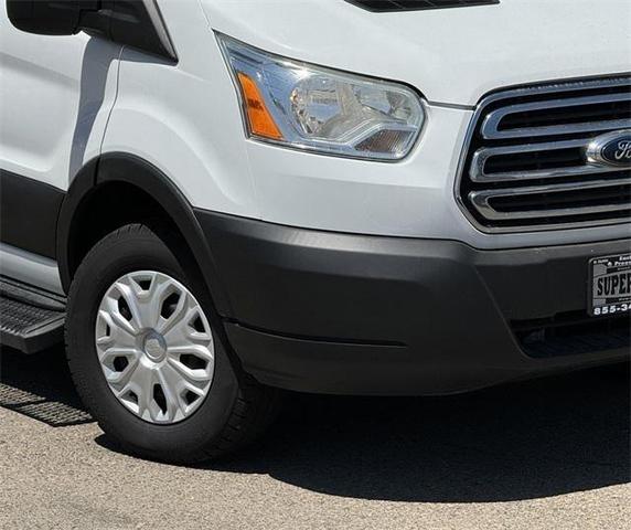 Photo of 2016 Oxford White Ford Transit-350