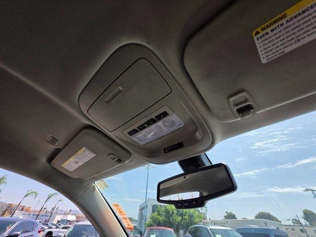 Photo of 2017 Silver Ice Metallic Chevrolet Colorado