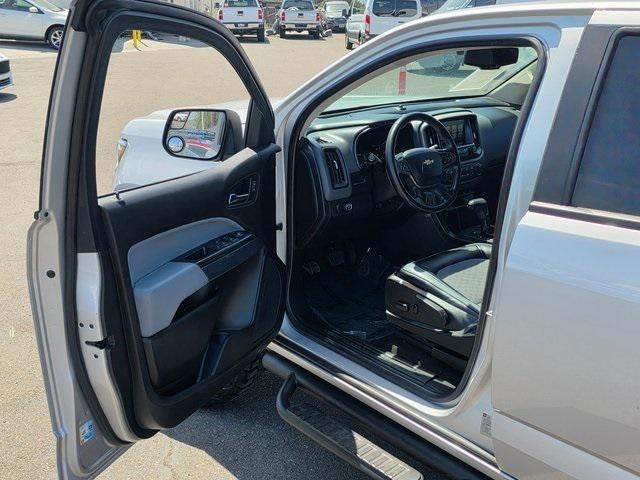 Photo of 2017 Silver Ice Metallic Chevrolet Colorado