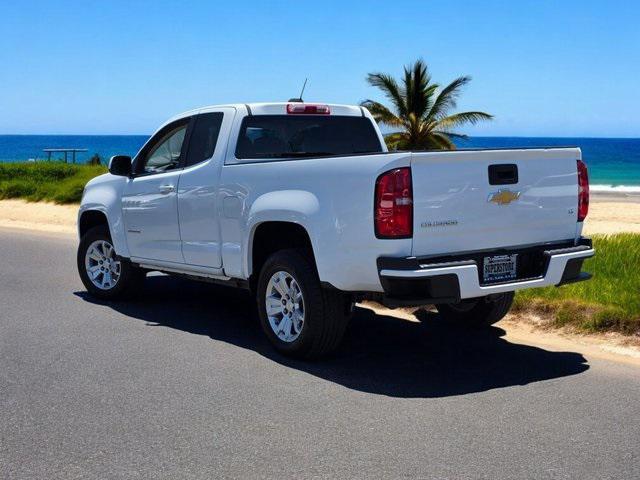Photo of 2018 Summit White Chevrolet Colorado