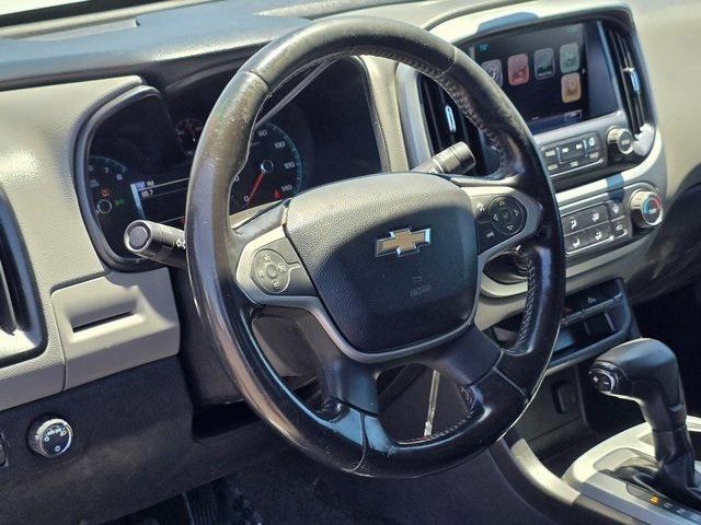 Photo of 2018 Summit White Chevrolet Colorado
